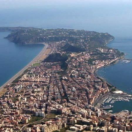 Castello Di Sotto Bed & Breakfast Milazzo Room photo